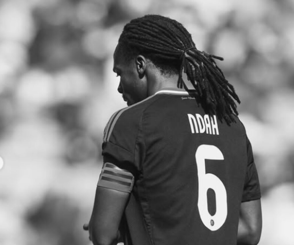 Olisa Ndah o onesa Orlando Pirates zwi tshi bva mbiluni