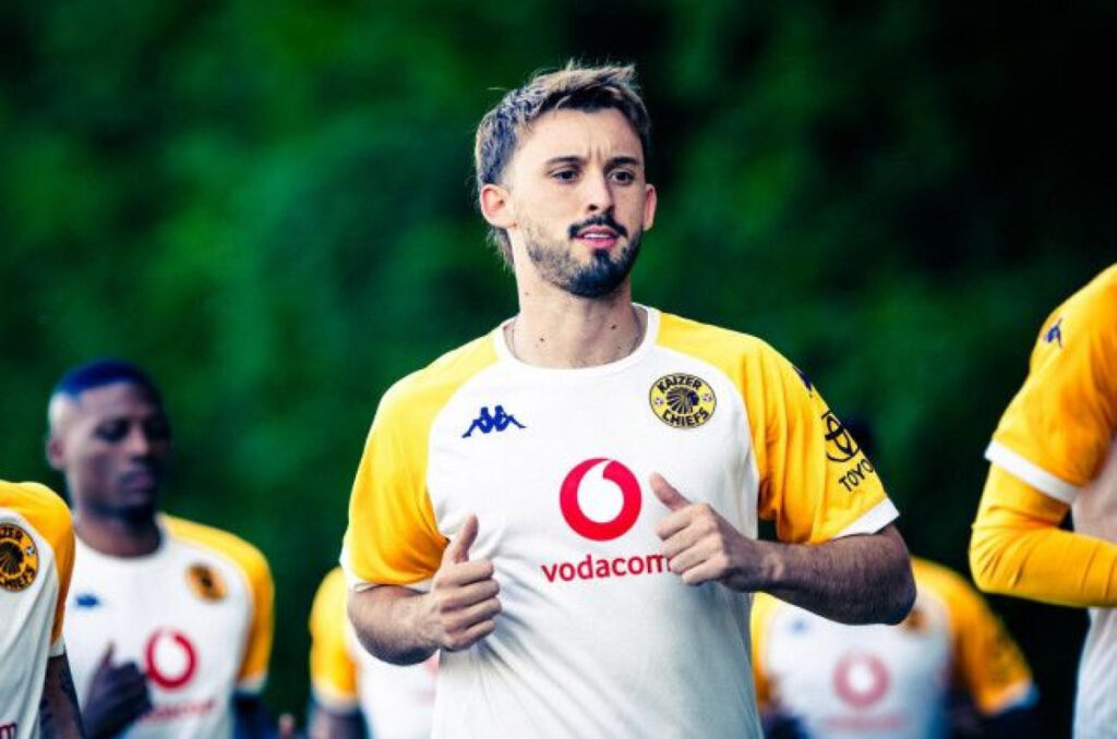 Ethan Chislett o bvisela khagala zwipikwa zwawe kha Kaizer Chiefs