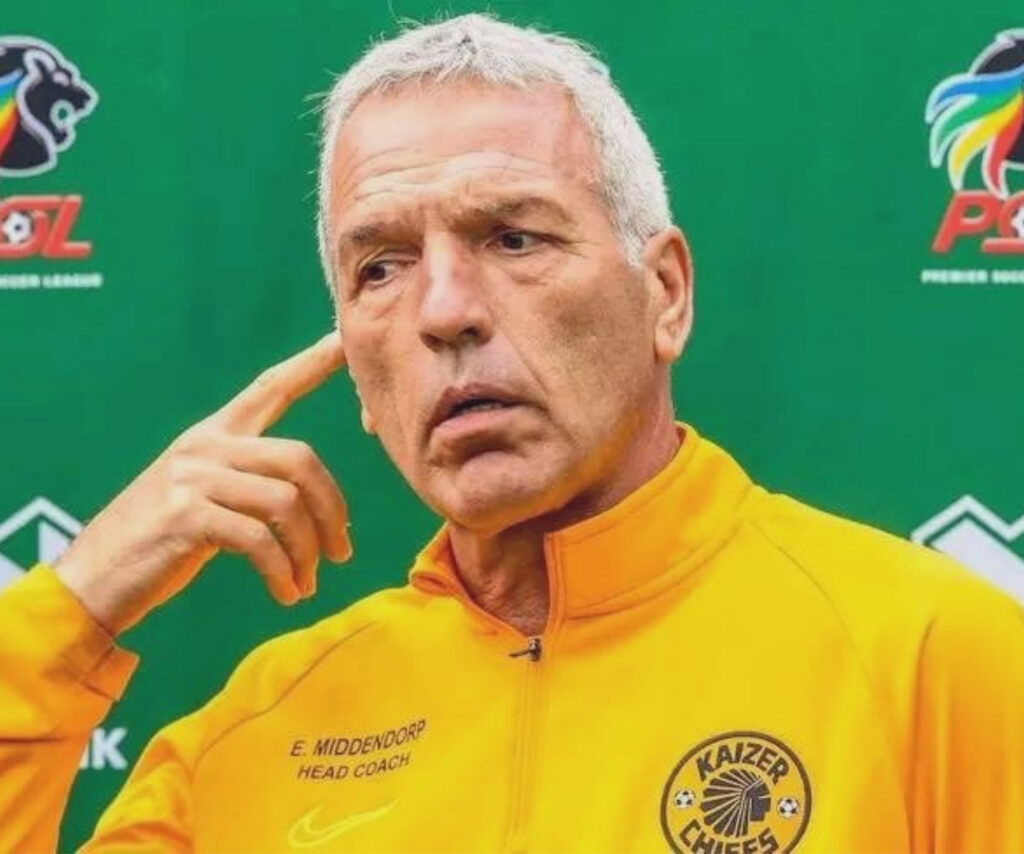 Ernst Middendorp: Chiefs ndi “ḽivhanda” line la ṱoḓa wo khwatha