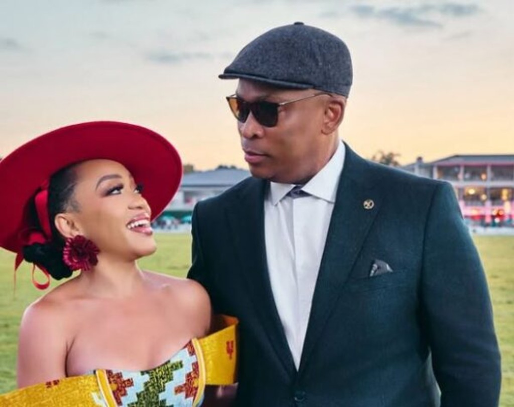 Thando Thabethe ṱuṱuwedza mavharivhari a u funana na Robert Marawa