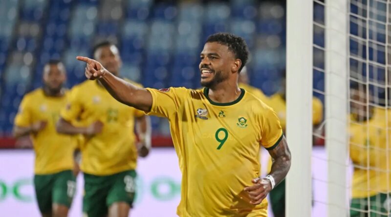 Siphiwe Tshabalala kha u sasaladzwa ha Lyle Foster 