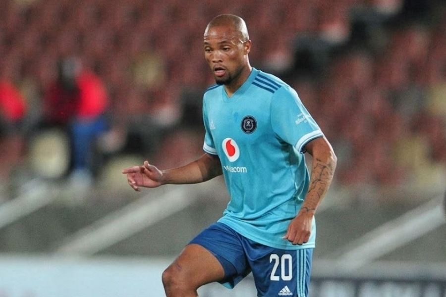 Pirates decide on Goodman Mosele