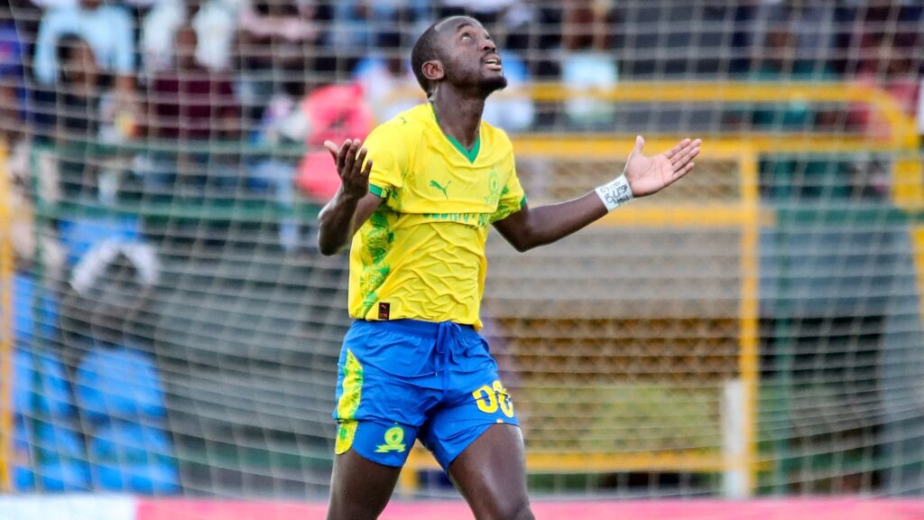 Shalulile finds new home after leaving Downs